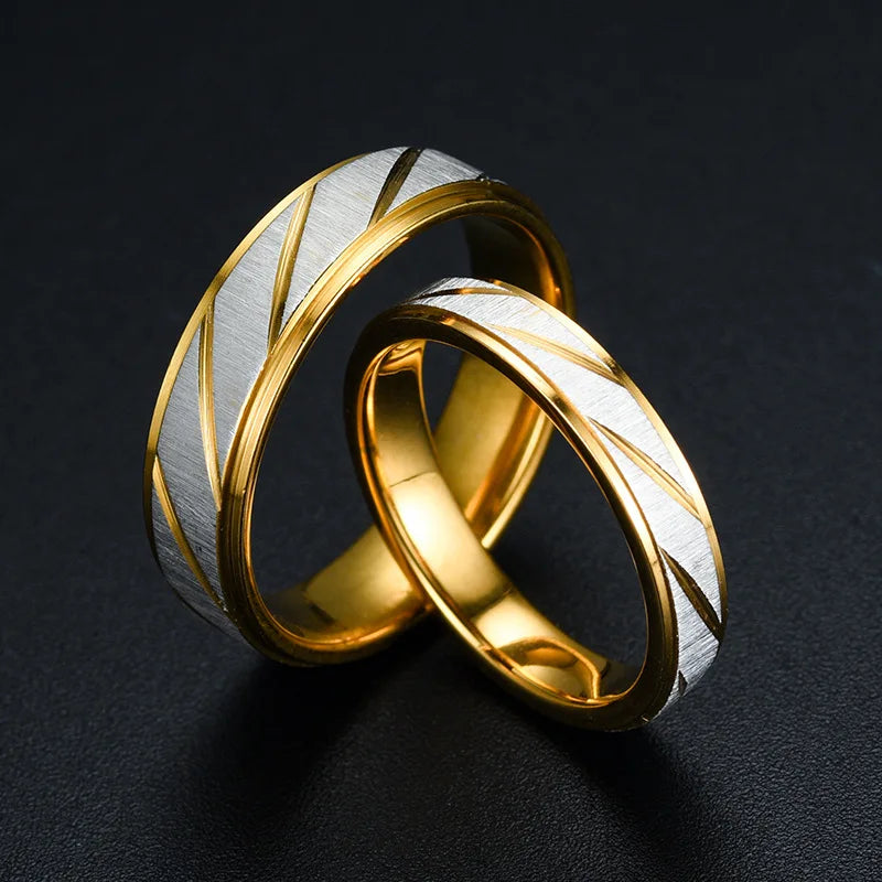 Fashion Stainless Steel Gold Plated Wave Pattern Couple Ring Titanium Steel Wedding Engagement Ring Promise Ring Jewelry Gift