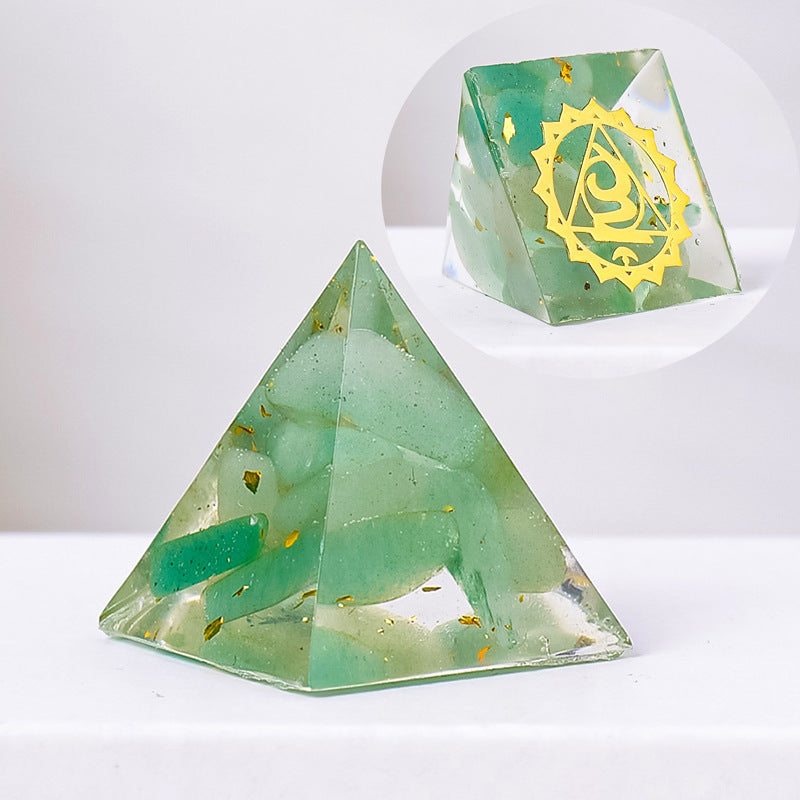 Gravel Resin Pyramid Ornament