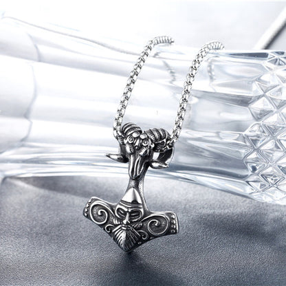 Retro Pendant Necklace