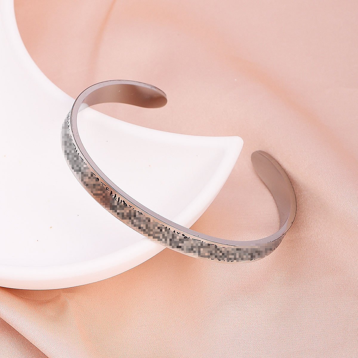 Arabic open bracelet