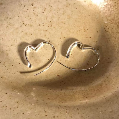 Contour Heart Earrings