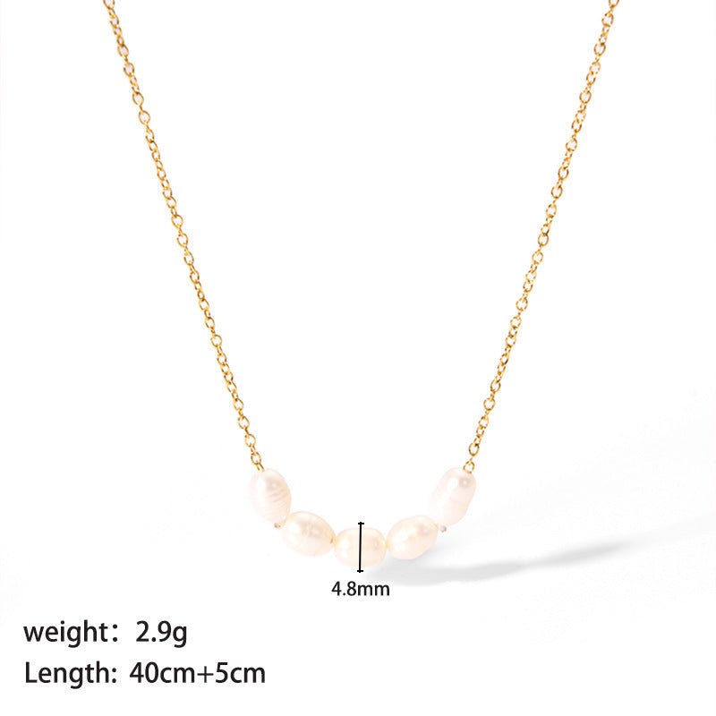 Pearl necklace