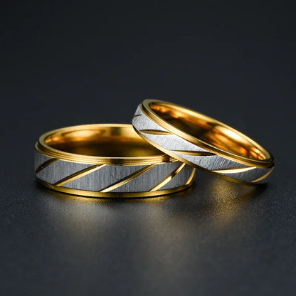 Fashion Stainless Steel Gold Plated Wave Pattern Couple Ring Titanium Steel Wedding Engagement Ring Promise Ring Jewelry Gift