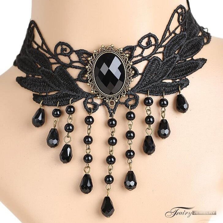Choker lace necklace